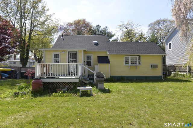 75 Palmetto Trail, East Haven, CT 06512