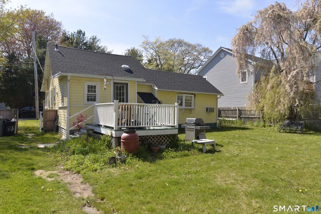 75 Palmetto Trail, East Haven, CT 06512