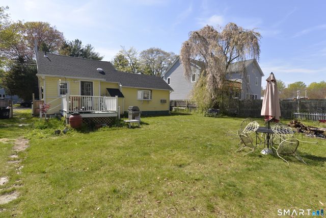 75 Palmetto Trail, East Haven, CT 06512
