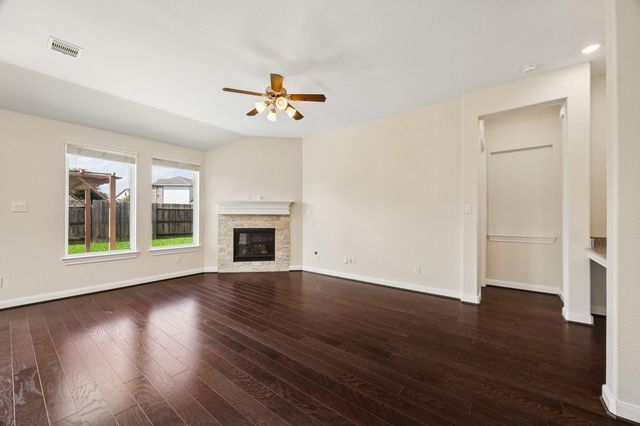 2311 Barrington Field Lane, Pearland, TX 77089