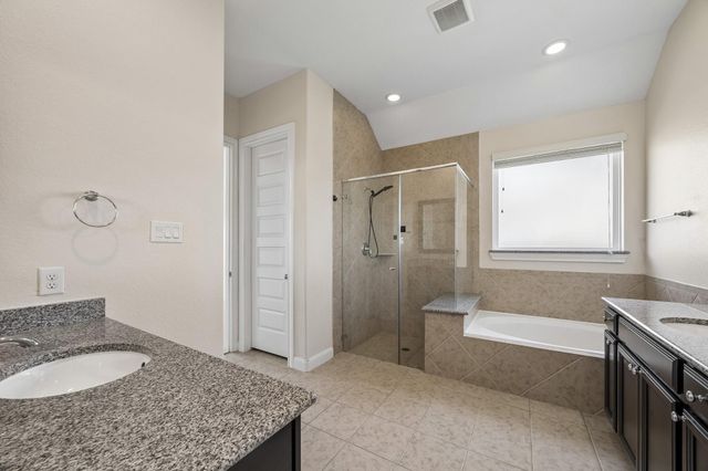2311 Barrington Field Lane, Pearland, TX 77089