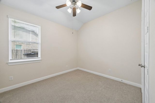 2311 Barrington Field Lane, Pearland, TX 77089