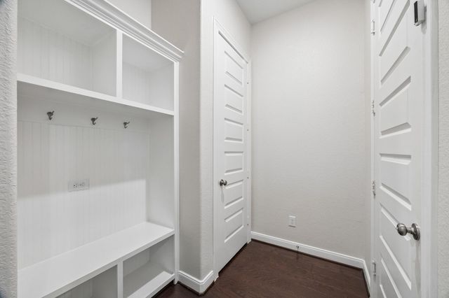 2311 Barrington Field Lane, Pearland, TX 77089