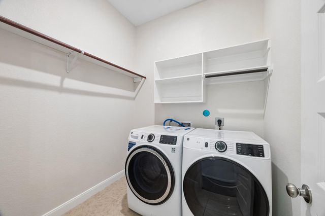 2311 Barrington Field Lane, Pearland, TX 77089