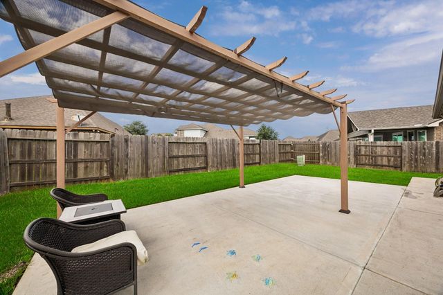 2311 Barrington Field Lane, Pearland, TX 77089