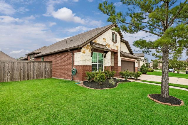 2311 Barrington Field Lane, Pearland, TX 77089