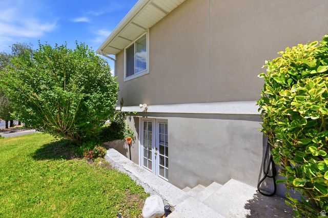 2312 E CINNABAR LN, Salt Lake City, UT 84121