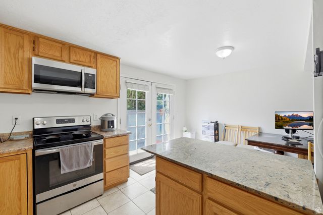 2312 E CINNABAR LN, Salt Lake City, UT 84121