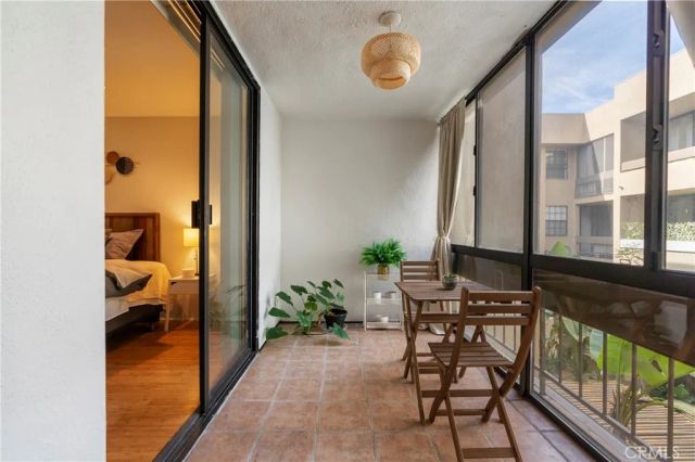 740 N Kings Road 208, West Hollywood, CA 90069