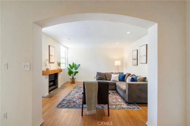 740 N Kings Road 208, West Hollywood, CA 90069