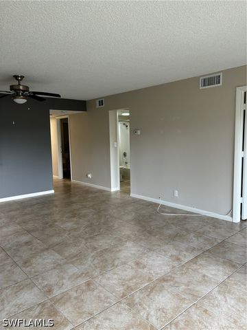 149 Palm DR 8617, Naples, FL 34112