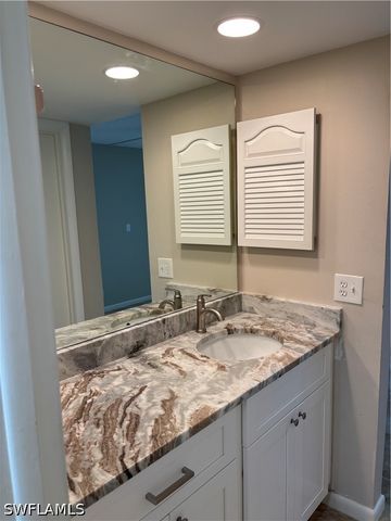 149 Palm DR 8617, Naples, FL 34112