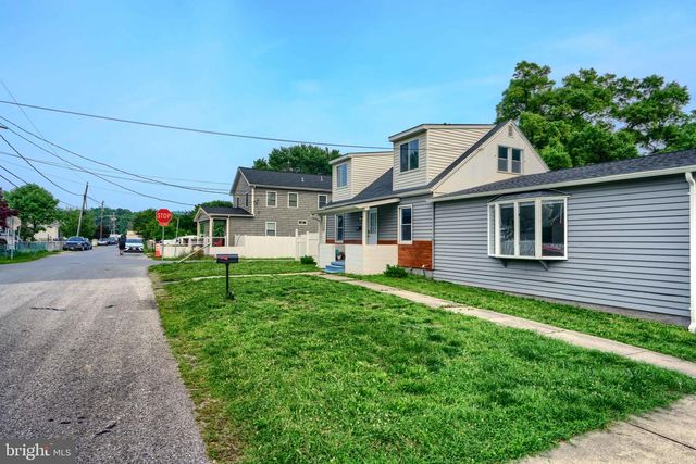 799 PLATINUM AVE, Baltimore, MD 21221