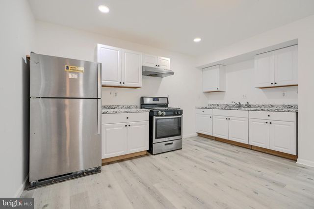 799 PLATINUM AVE, Baltimore, MD 21221