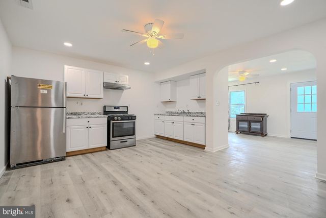 799 PLATINUM AVE, Baltimore, MD 21221