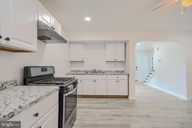 799 PLATINUM AVE, Baltimore, MD 21221