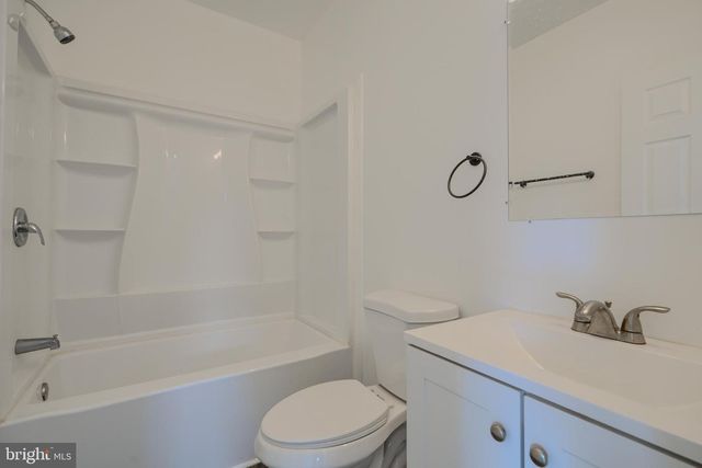 799 PLATINUM AVE, Baltimore, MD 21221