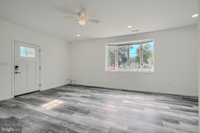 799 PLATINUM AVE, Baltimore, MD 21221