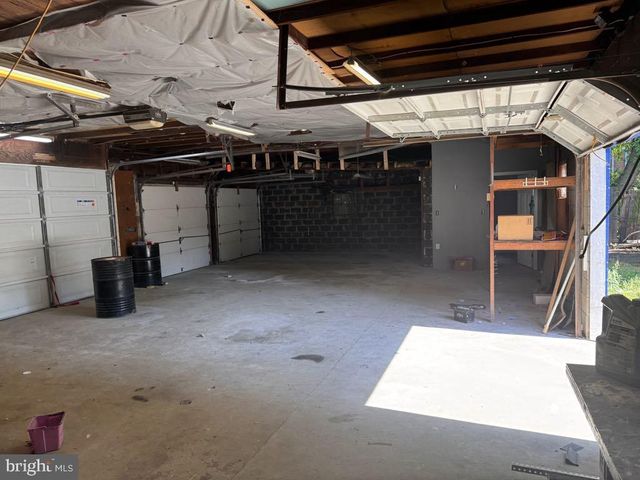 799 PLATINUM AVE, Baltimore, MD 21221