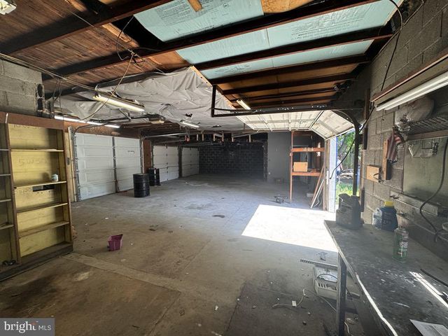 799 PLATINUM AVE, Baltimore, MD 21221