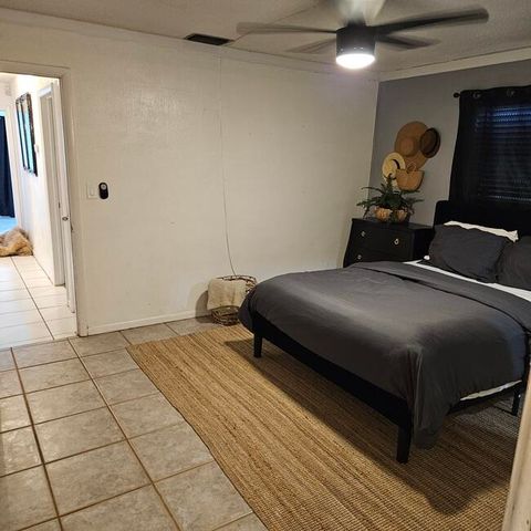 4325 NW 36th Way, Lauderdale Lakes, FL 33309