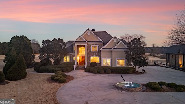 940 Winged Foot Trail, Fayetteville, GA 30215