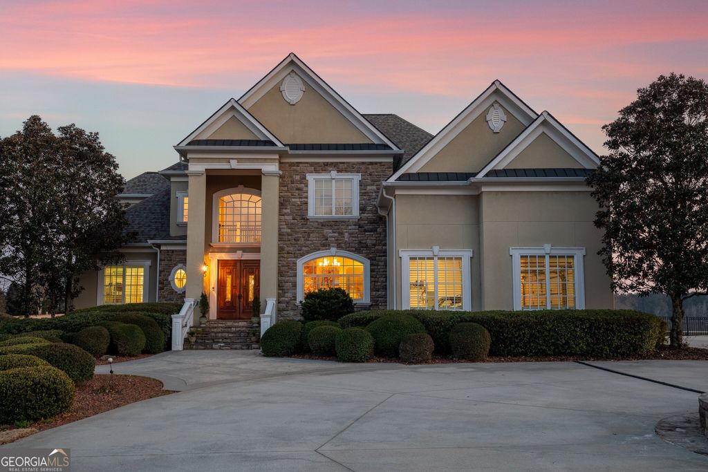 940 Winged Foot Trail, Fayetteville, GA 30215