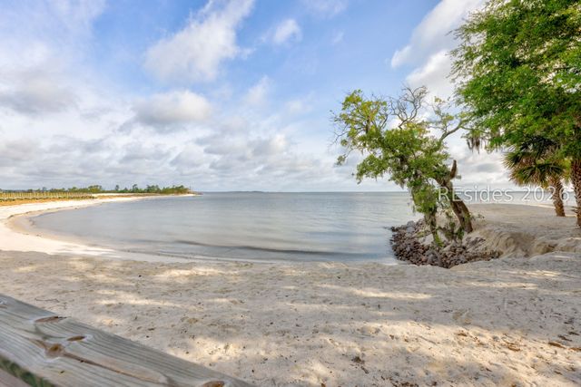15 Oyster Reef Dr, Hilton Head Island, SC 29926