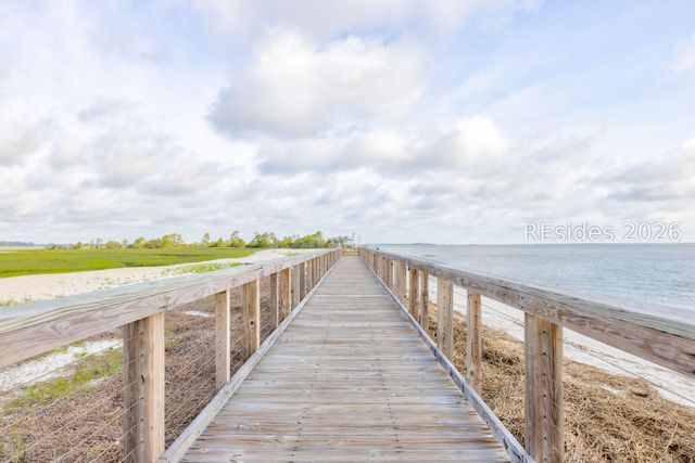 15 Oyster Reef Dr, Hilton Head Island, SC 29926