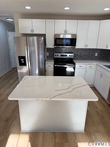 1217 McKenzie St, Petersburg, VA 23803