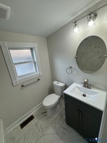 1217 McKenzie St, Petersburg, VA 23803