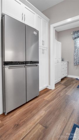 1508 28th Street Lane SE, Hickory, NC 28602