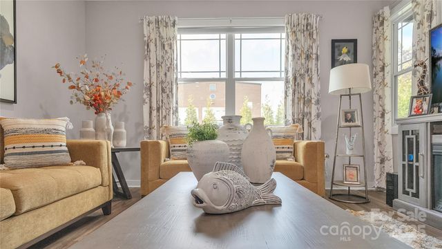 1508 28th Street Lane SE, Hickory, NC 28602