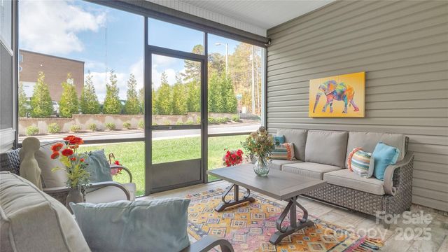 1508 28th Street Lane SE, Hickory, NC 28602