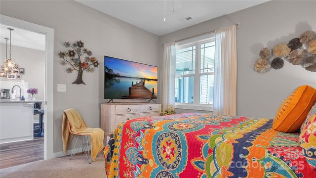 1508 28th Street Lane SE, Hickory, NC 28602