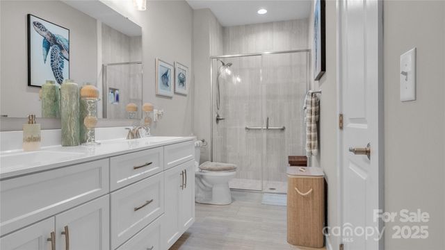 1508 28th Street Lane SE, Hickory, NC 28602