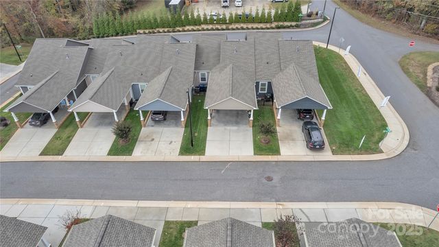 1508 28th Street Lane SE, Hickory, NC 28602