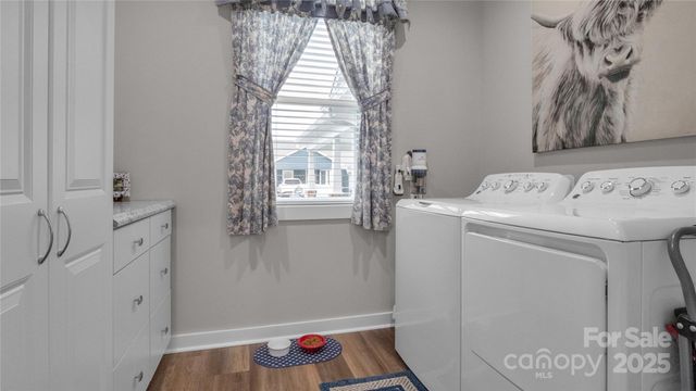 1508 28th Street Lane SE, Hickory, NC 28602