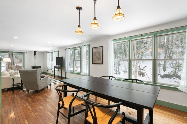30 Back Street, Newfane, VT 05345