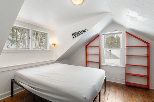 30 Back Street, Newfane, VT 05345