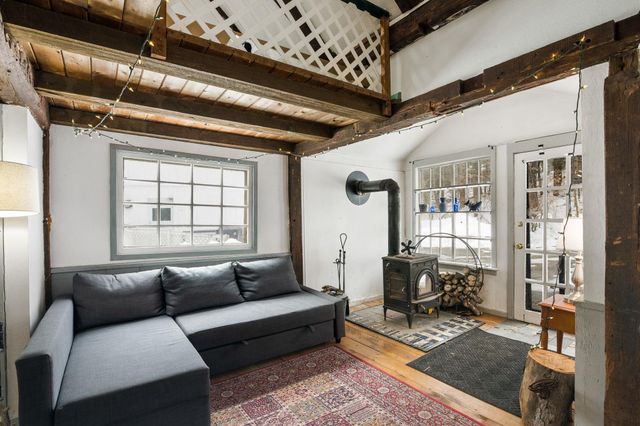 30 Back Street, Newfane, VT 05345