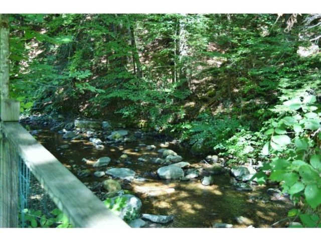 30 Back Street, Newfane, VT 05345