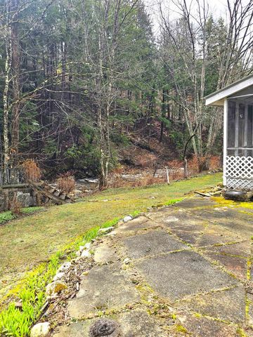 30 Back Street, Newfane, VT 05345