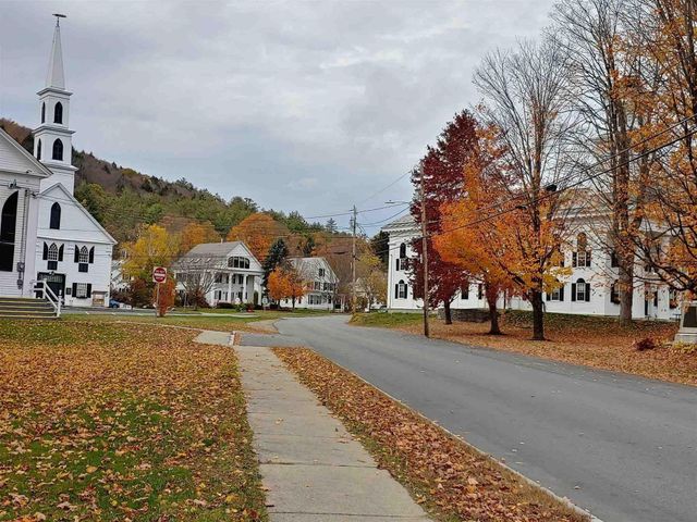 30 Back Street, Newfane, VT 05345