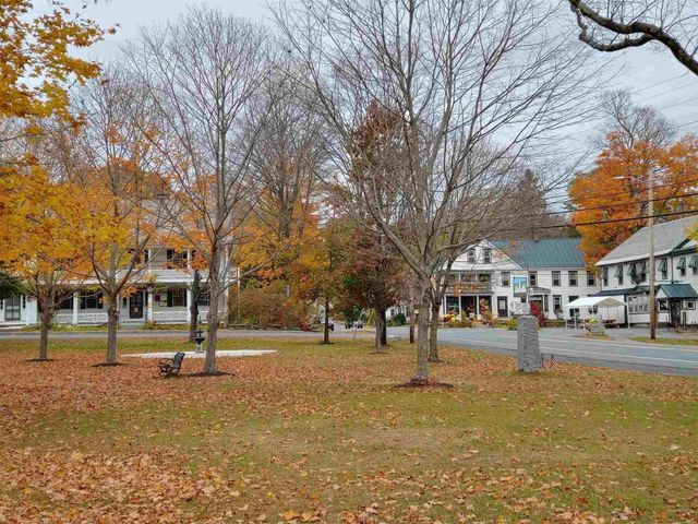 30 Back Street, Newfane, VT 05345
