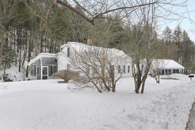 30 Back Street, Newfane, VT 05345