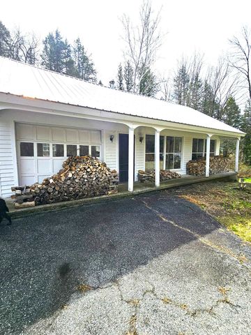 30 Back Street, Newfane, VT 05345