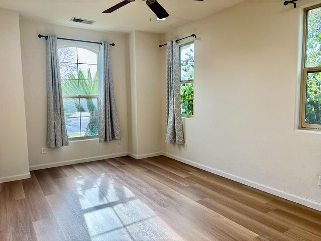 457 Everglade, Clovis, CA 93619