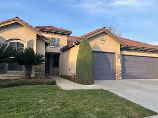 457 Everglade, Clovis, CA 93619