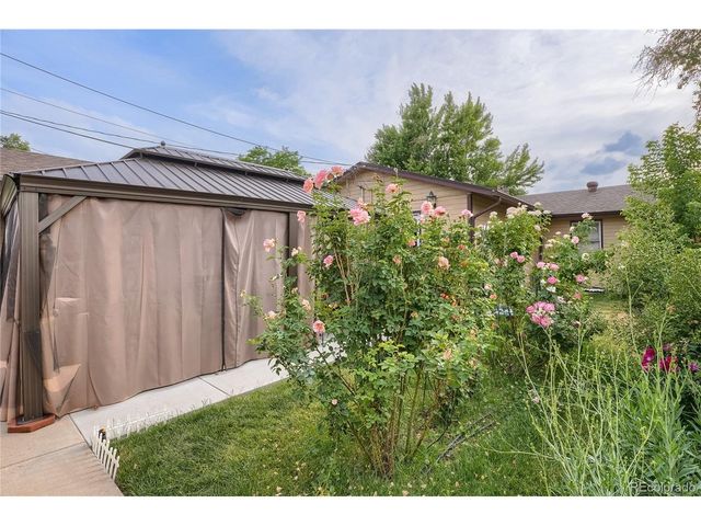1540 S Wolcott Ct, Denver, CO 80219